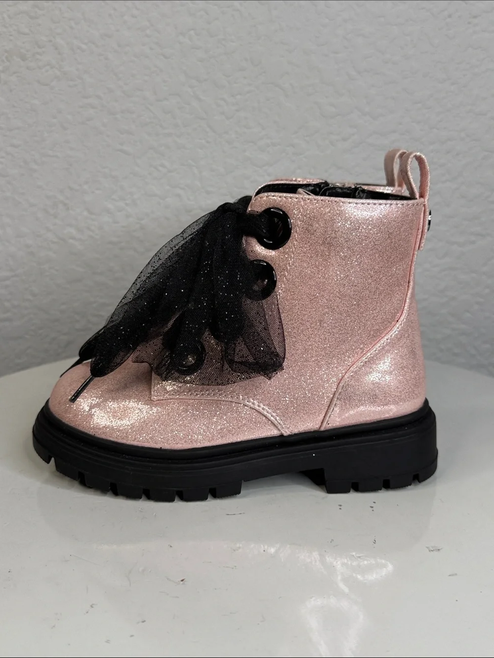 NINA CHASSY LIGHT PINK SHIMMER GLITTER COMBAT BOOTS BLACK TULLE LACES SIZE 10